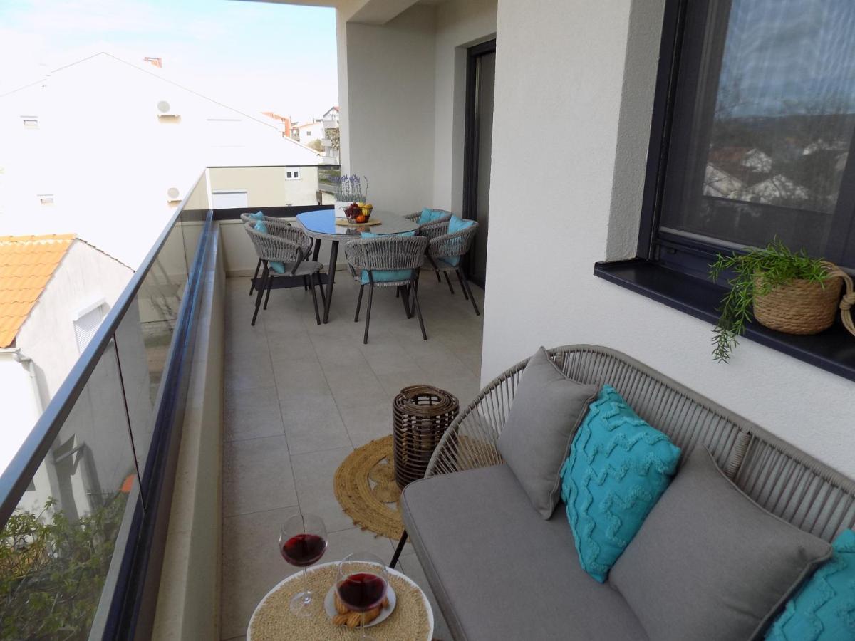 Penthouse Aurelia, Rooftop Terrace & Jacuzzi Турань Экстерьер фото